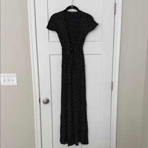 Abercrombie & Fitch Black and White Maxi Dress